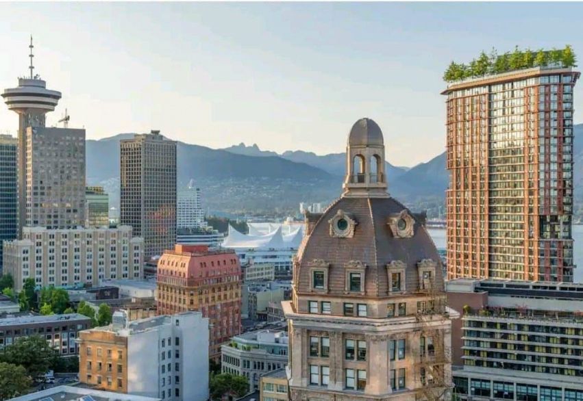 2503 183 Keefer Place