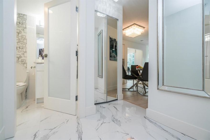 902 1328 W Pender Street