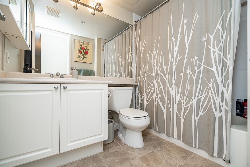 304 488 Helmcken Street