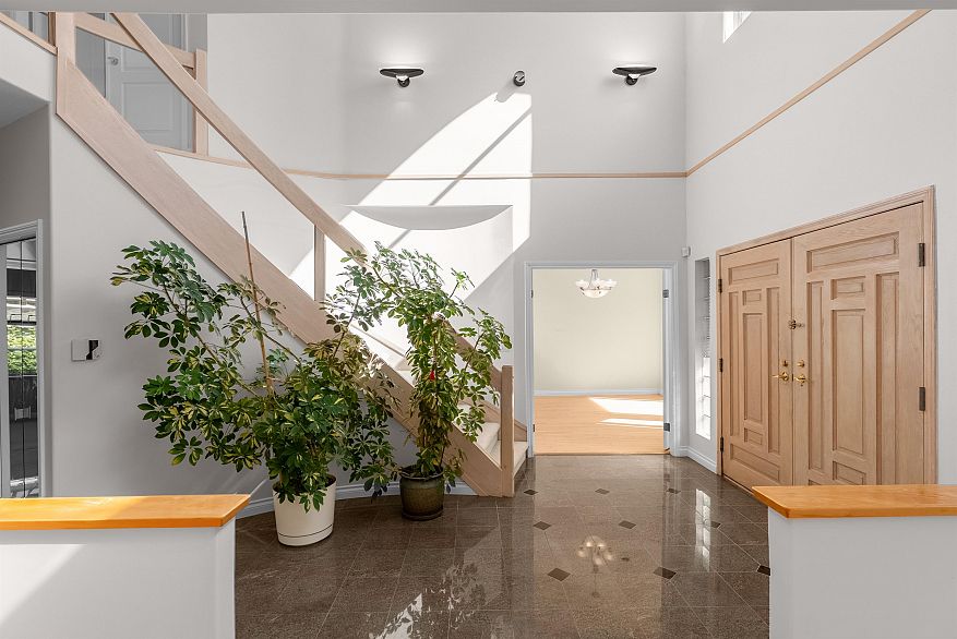 2249 Fraserview Drive