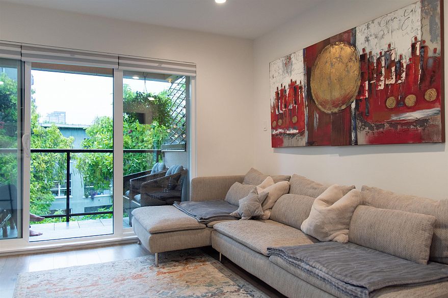 402 1718 Nelson Street