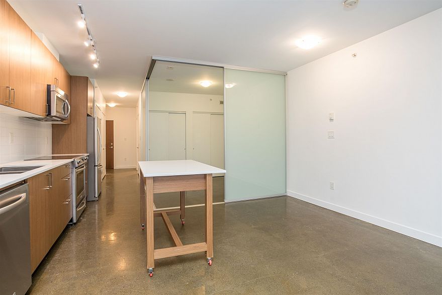 310 221 Union Street