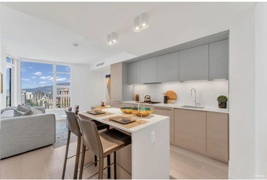 2802 1289 Hornby Street