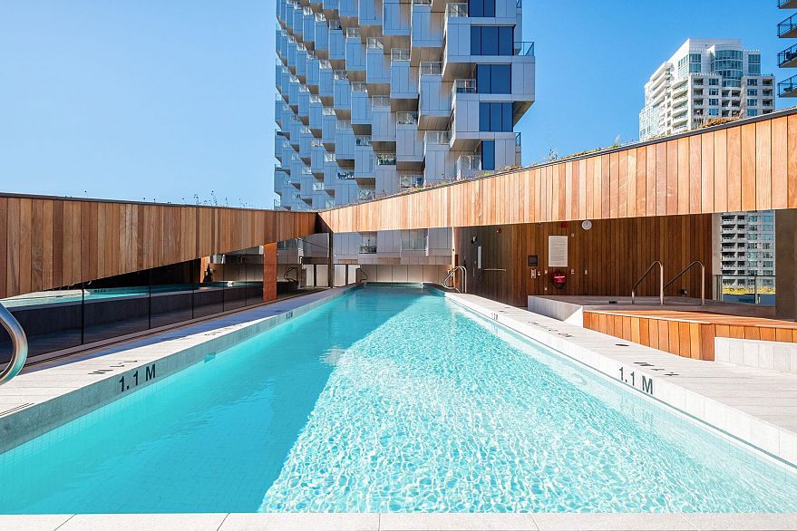 808 1480 Howe Street