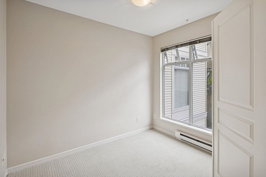 311 3727 W 10th Avenue