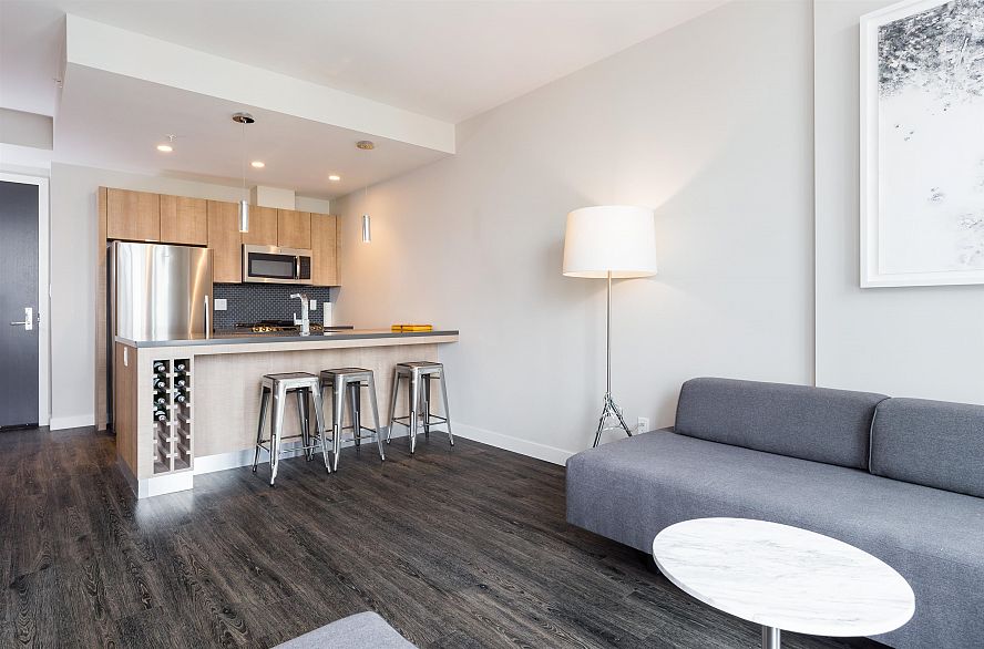 904 1788 Ontario Street