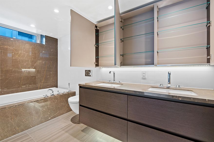 603 1571 W 57th Avenue