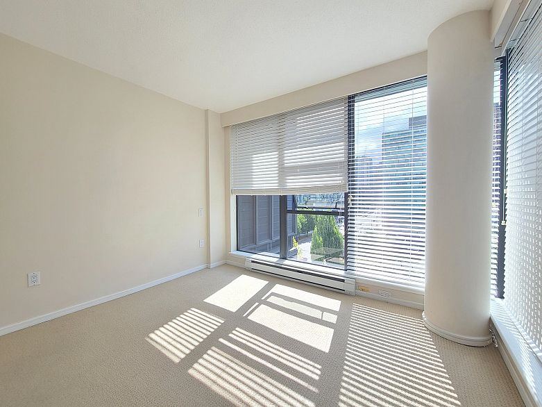 1001 1723 Alberni Street