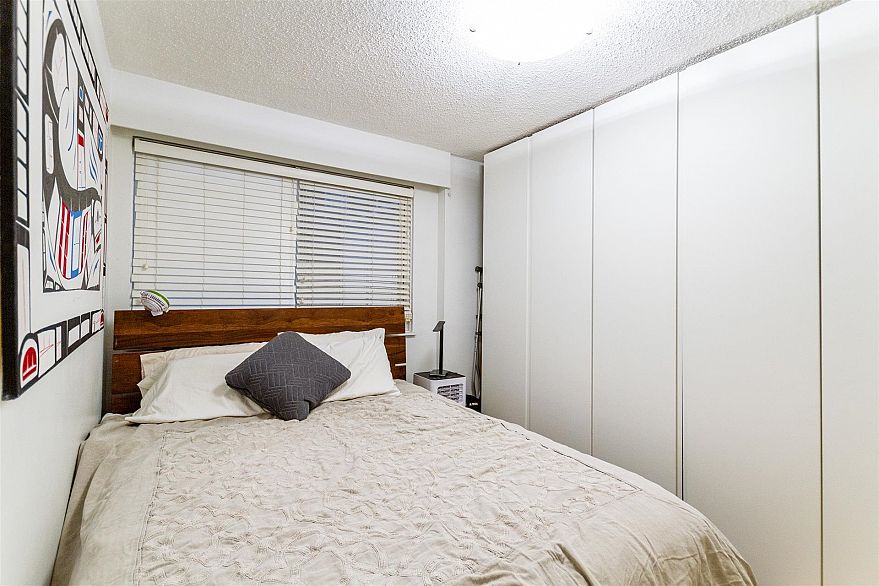 213 711 E 6th Avenue