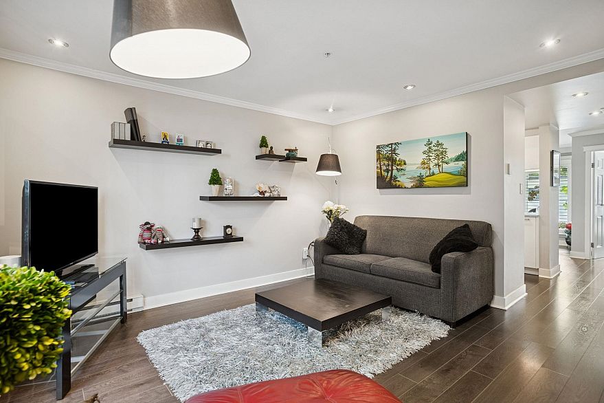 105 1554 Burnaby Street