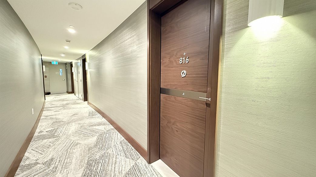 816 1768 COOK STREET, Vancouver BC V5Y 0N3