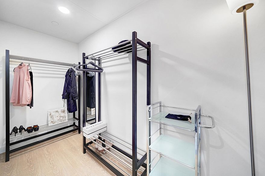 2006 89 Nelson Street