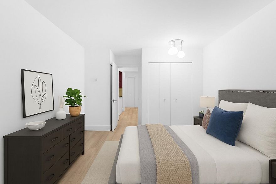 202 1422 E 3rd Avenue