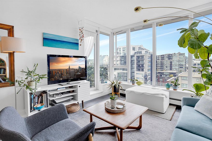 1008 1833 Crowe Street