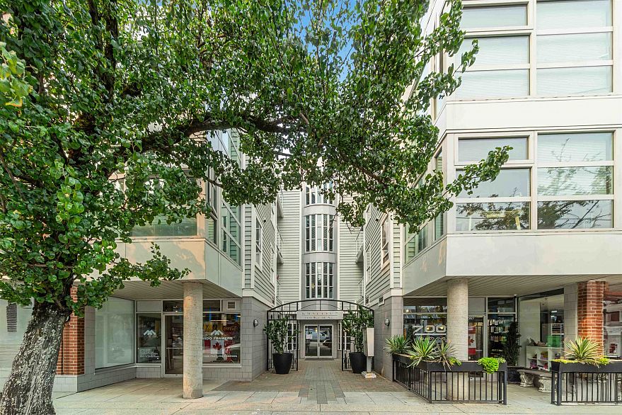 307 2929 W 4th Avenue