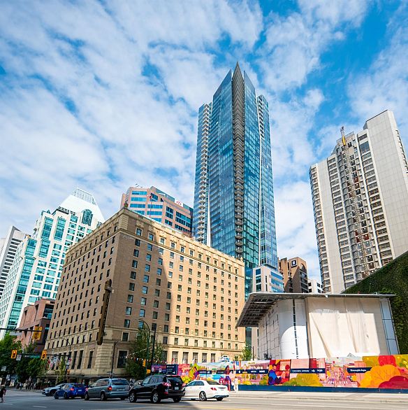 4101 667 Howe Street