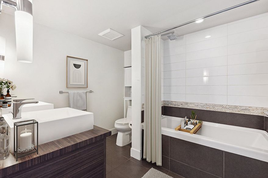 621 1783 Manitoba Street