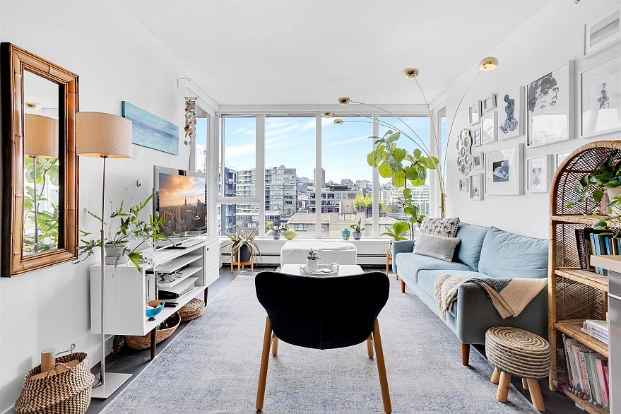 1008 1833 Crowe Street