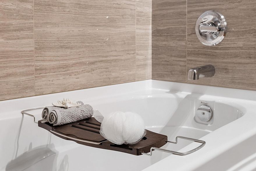 410 1178 Hamilton Street