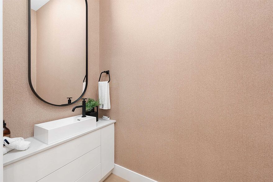 1 3118 Windsor Street