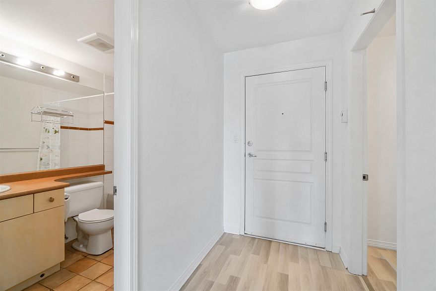 307 2929 W 4th Avenue