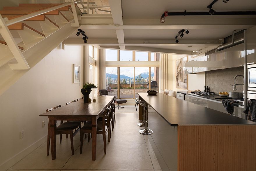 406 1529 W 6th Avenue