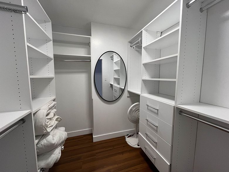 807 950 Cambie Street