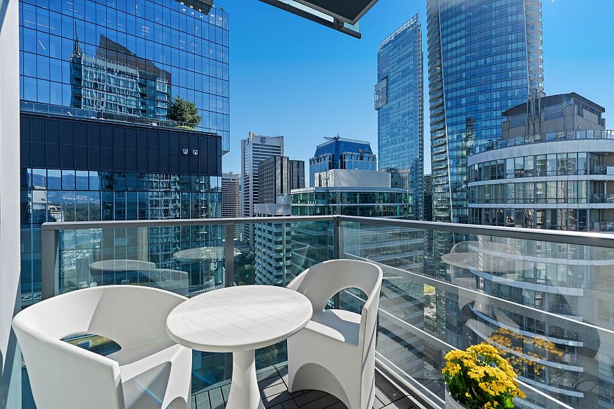 2704 1189 Melville Street