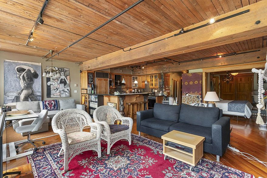 301 41 Alexander Street