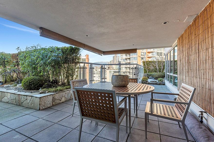 902 1600 Hornby Street