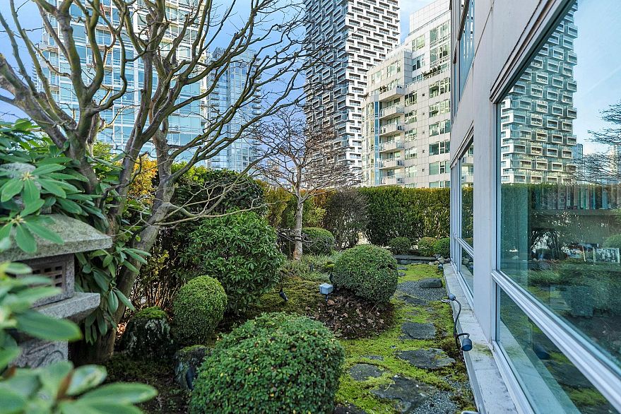 902 1600 Hornby Street