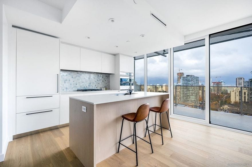 1504 1180 Broughton Street