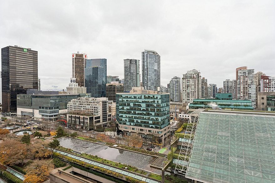 1532 938 Smithe Street