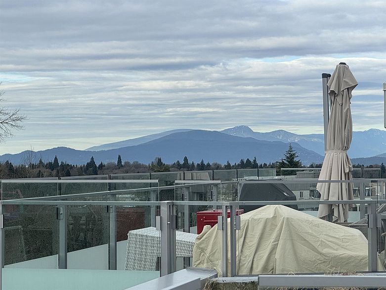 604 5033 Cambie Street