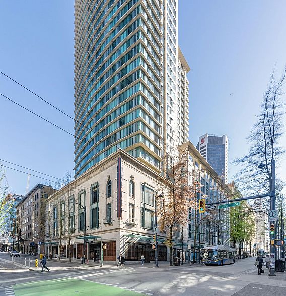 2006 610 Granville Street