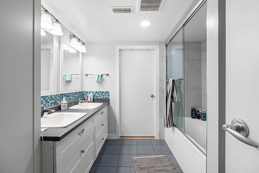 5516 Clarendon Street