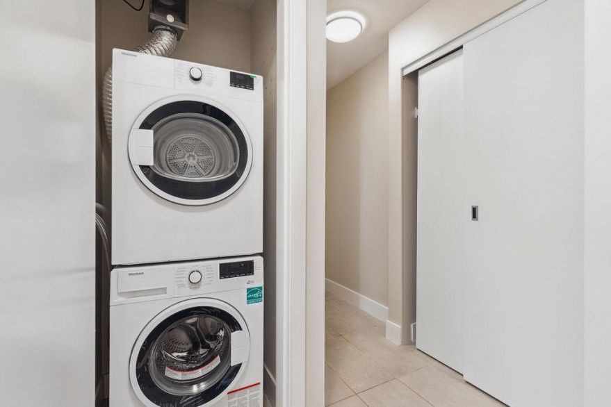 1801 1088 Richards Street