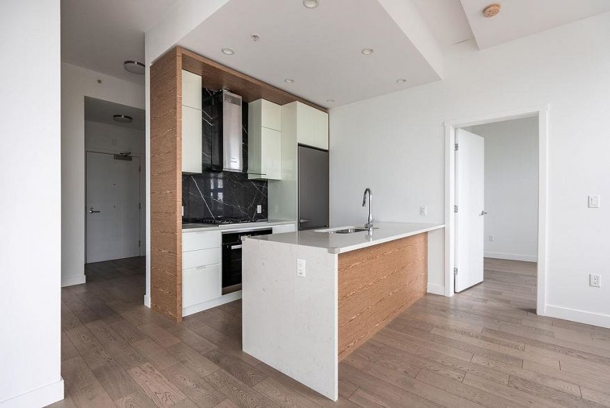 401 6733 Cambie Street