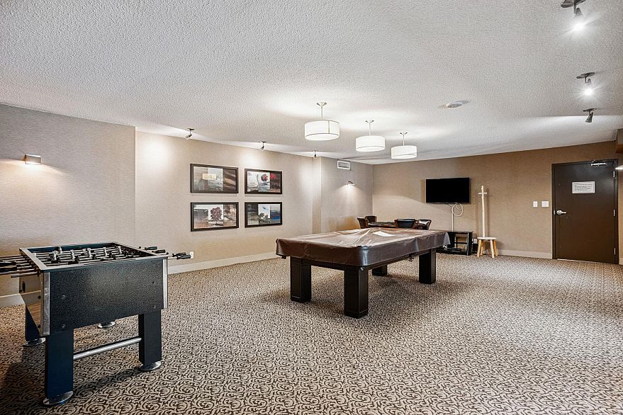 2006 610 Granville Street