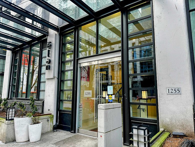 304 1255 Seymour Street