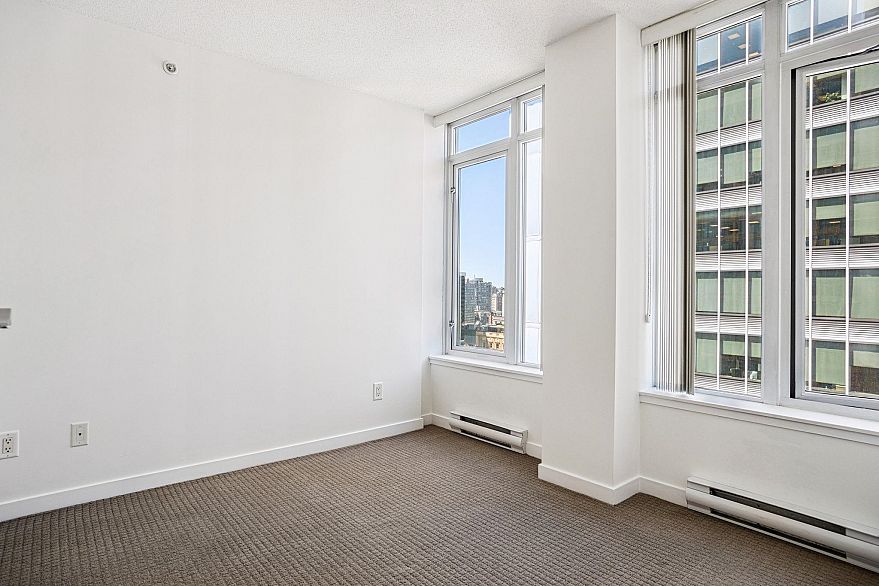 2006 610 Granville Street