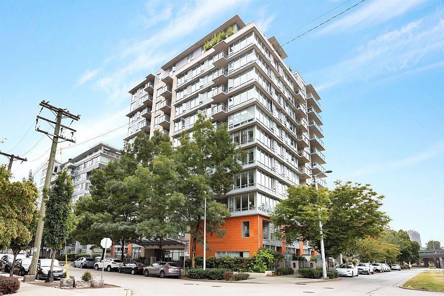 1008 1833 Crowe Street