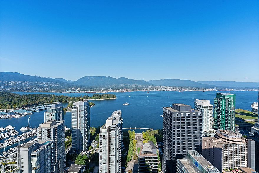 2704 1189 Melville Street