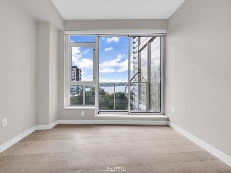 905 1221 Bidwell Street