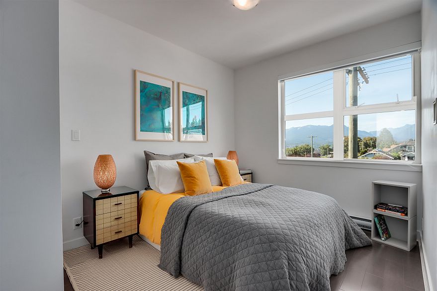 PH6 388 Kootenay Street