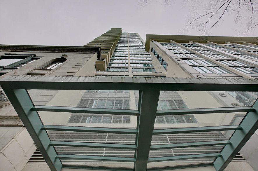 2906 610 Granville Street