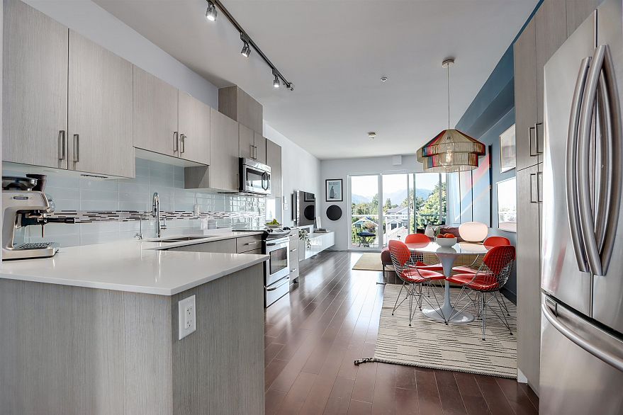 PH6 388 Kootenay Street