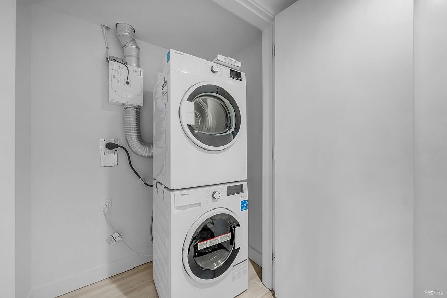 1902 1133 Hornby Street