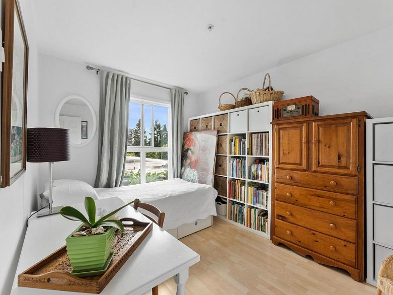 404 2121 W 5th Avenue