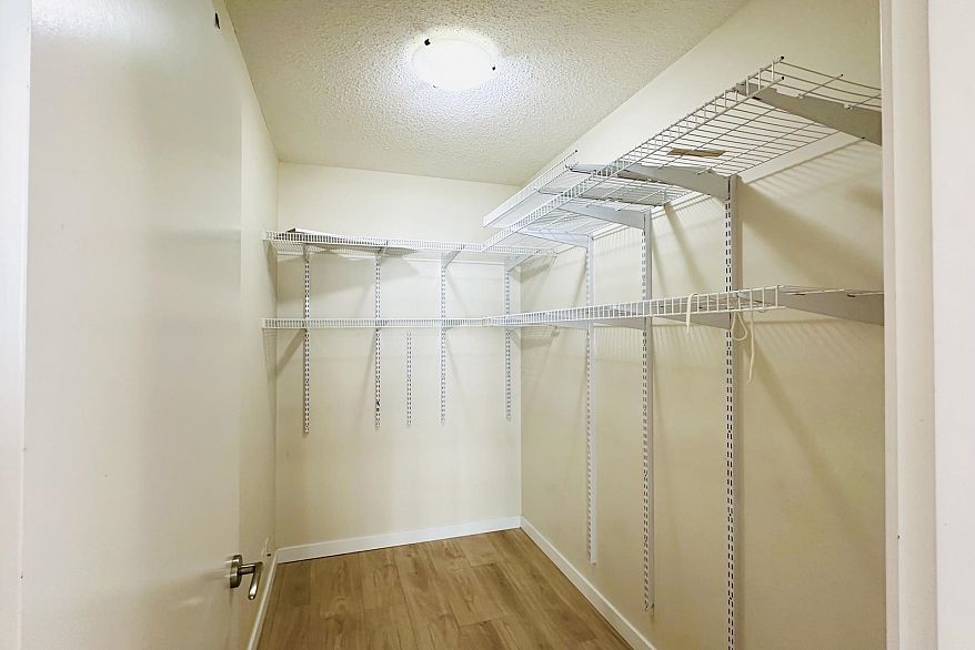 802 821 Cambie Street